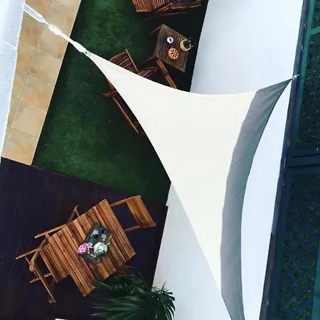 Butterfly Apartment *